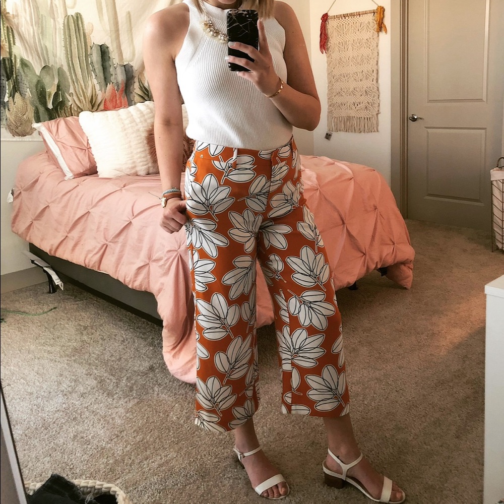 High waisted cropped pants